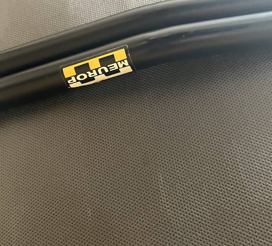 Pierre Guariche armchair