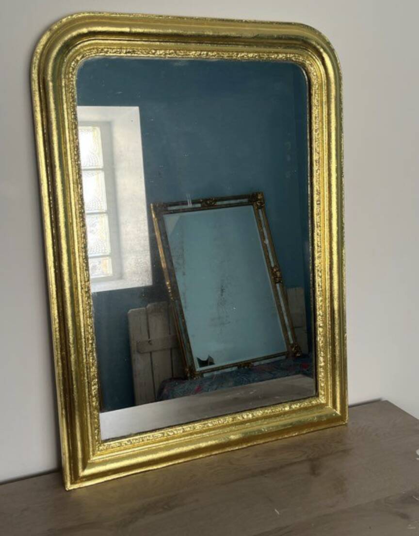 Superb antique gilded mirror in gold leaf – 82×57cm – late 19th century.