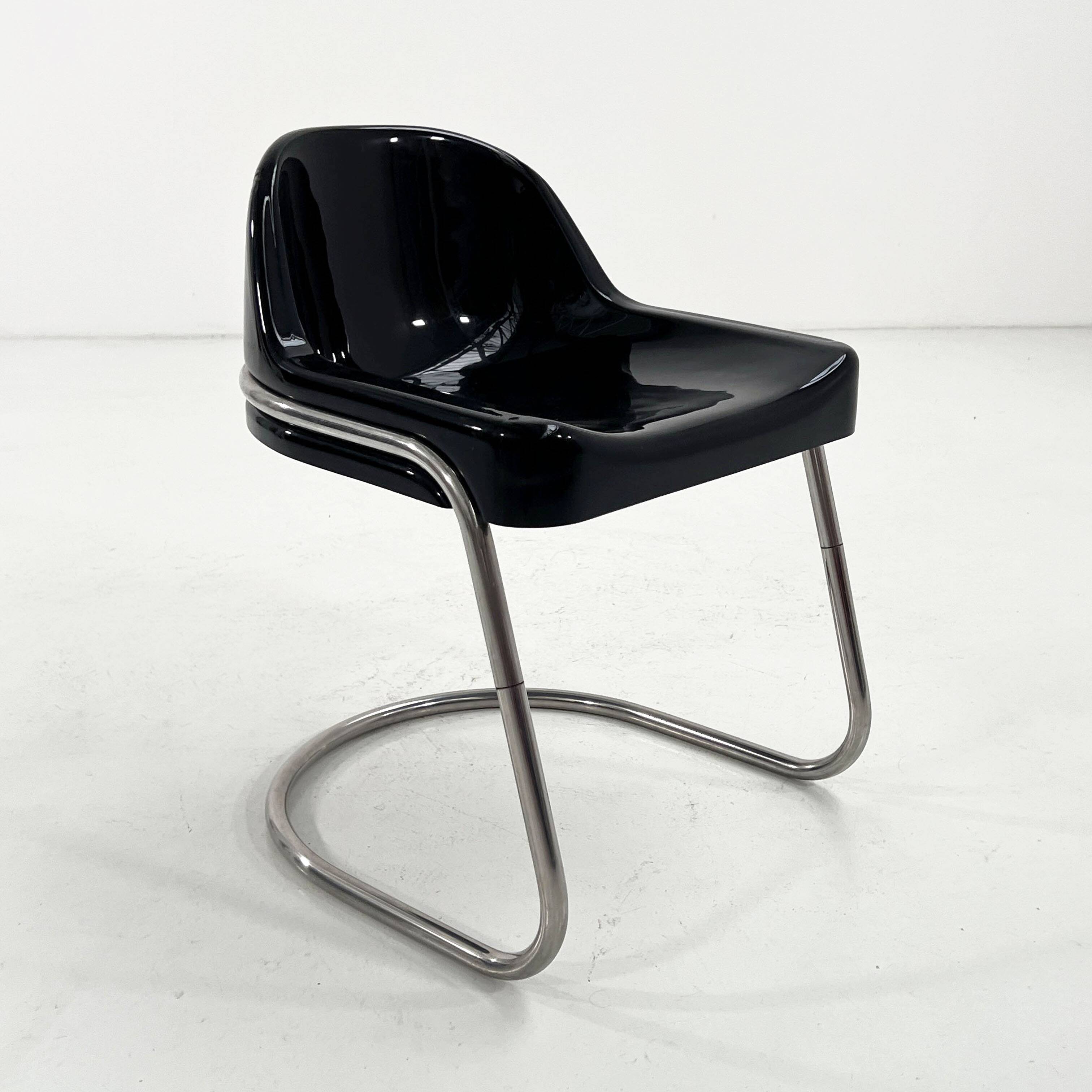 Orix Black Chair by Vittorio Parigi and Nani Prina for Molteni, 1970