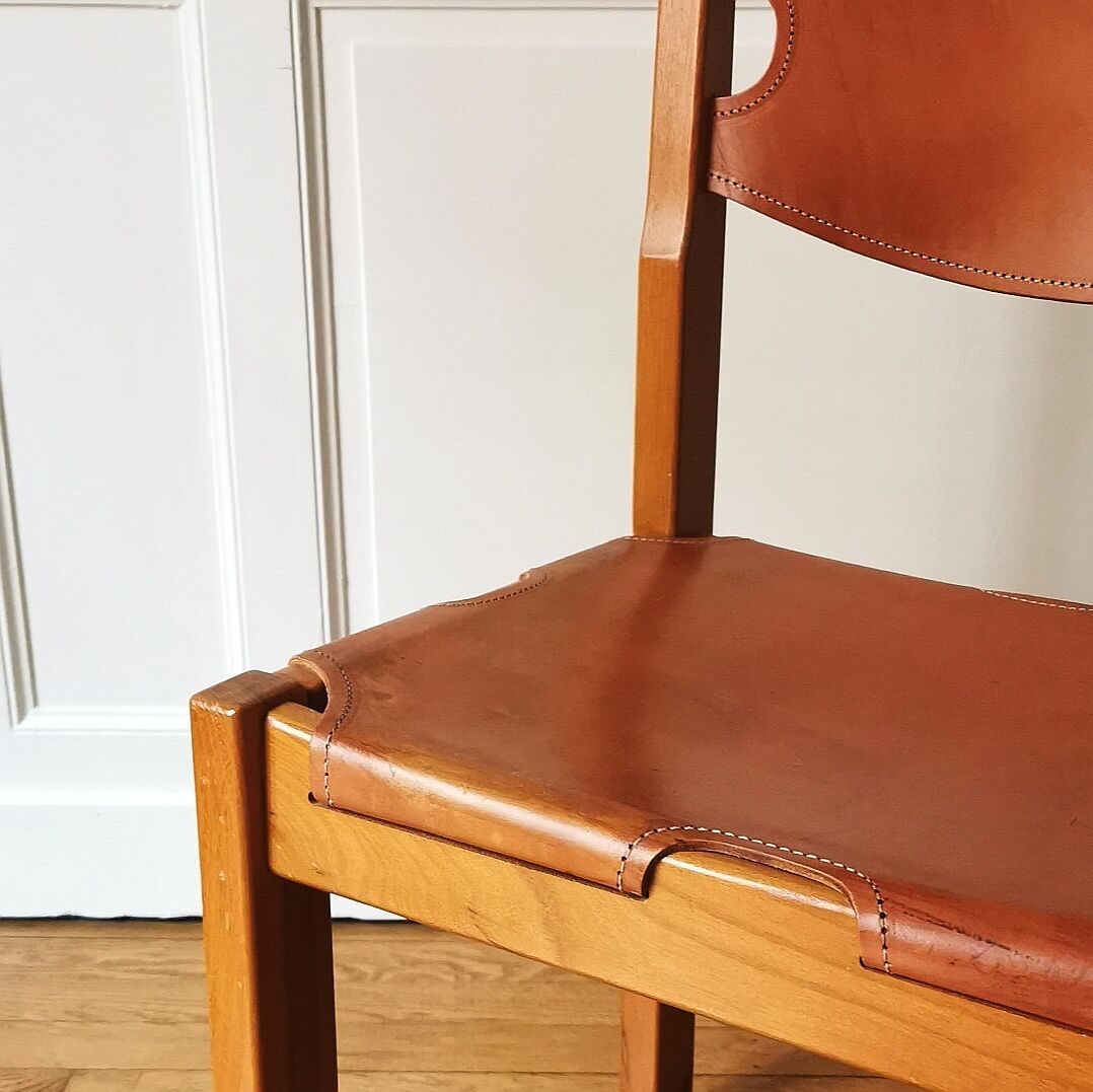 Paire de chaises orme et cuir Maison Regain