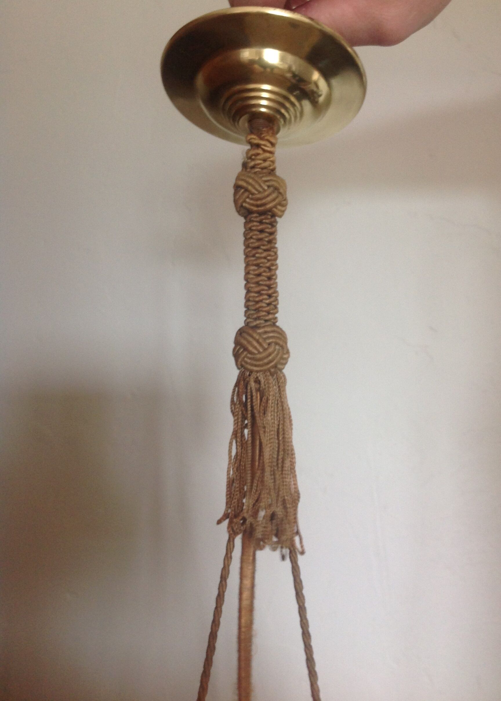 Art deco marbled glass bowl suspension