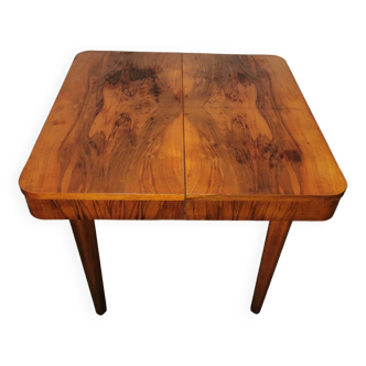 Table à manger par Jindrich Halabala