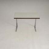Set of 3 minimalistic nesting side tables
