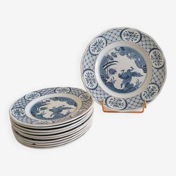 Suite de 11 assiettes en porcelaine anglaise "Old Chelsea"