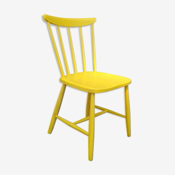 Chaise scandinave jaune