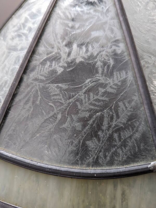 Ancienne grande suspension Art déco abat jour nacre et verre