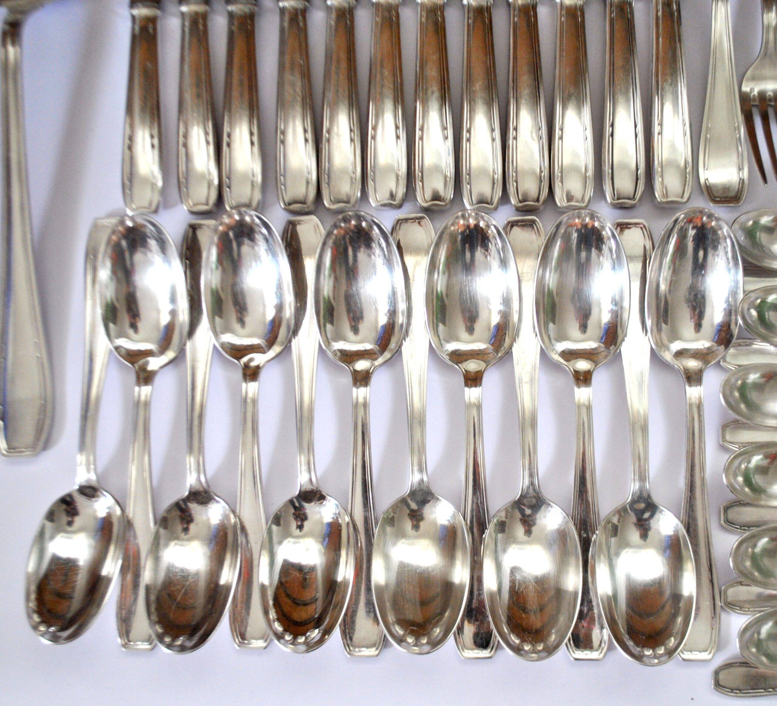 LCF Le Couvert Français cutlery set 60 place settings dessert table modernist design 1950