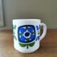 Set de 3 tasses et une verseuse Mobil vintage