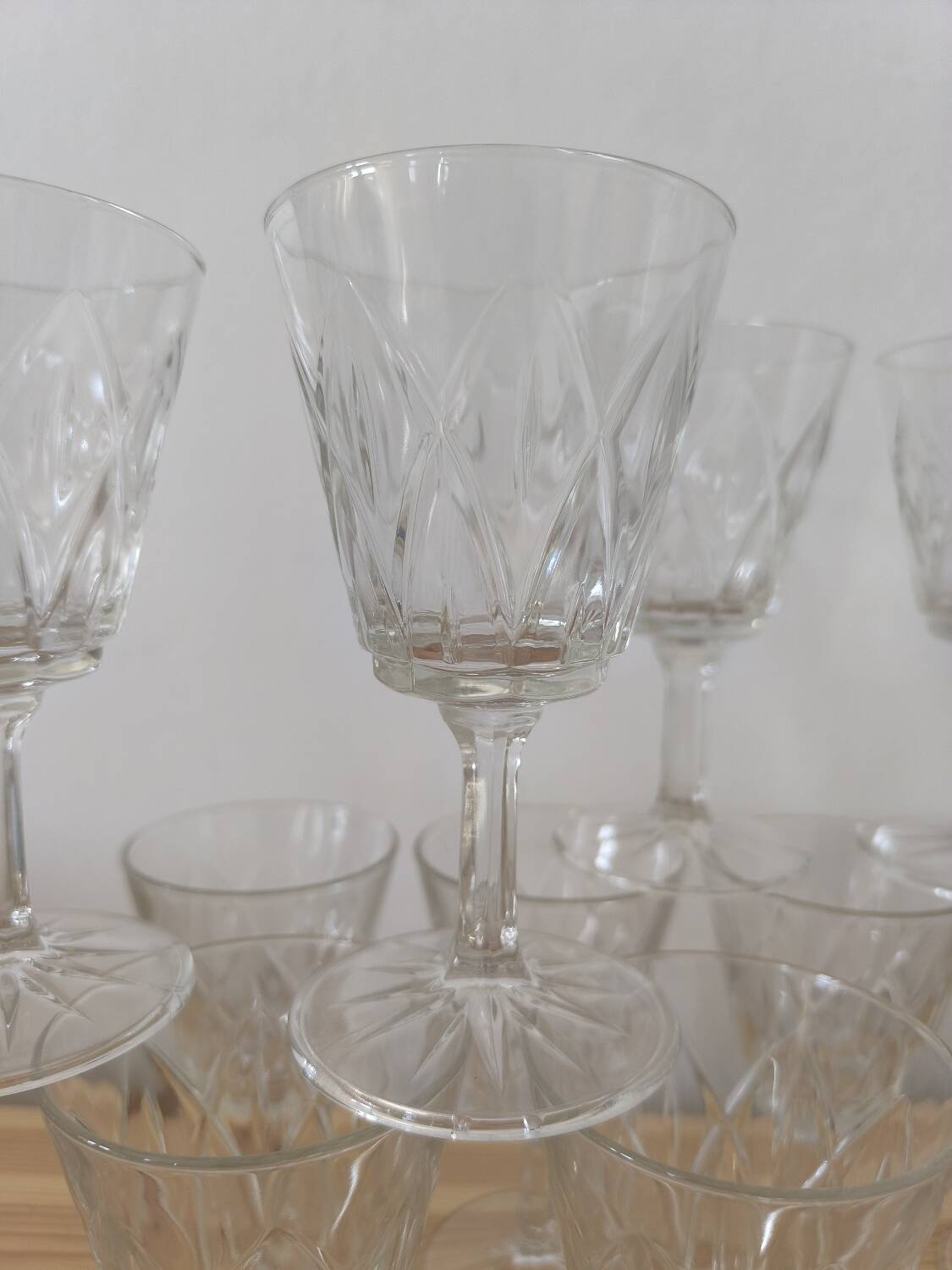 Set of 10 Chiseled Glass Wine Glasses from the 60s