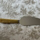 Cake or pie knife/server