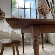 Table de ferme noyer plateau pivotable à allonges