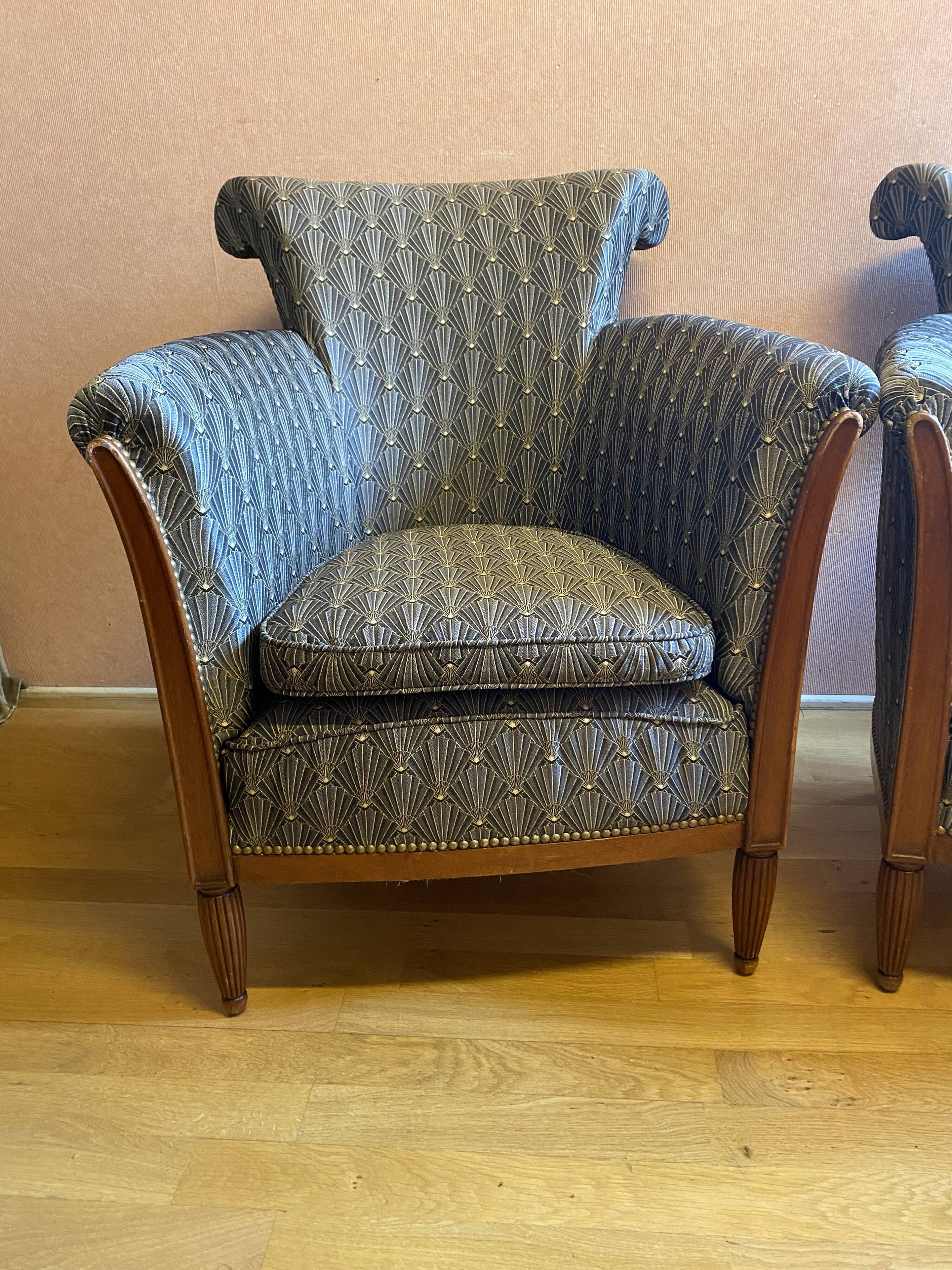 Pair of Art Deco style armchairs, refurbished. Upholstery fabric for armchairs.