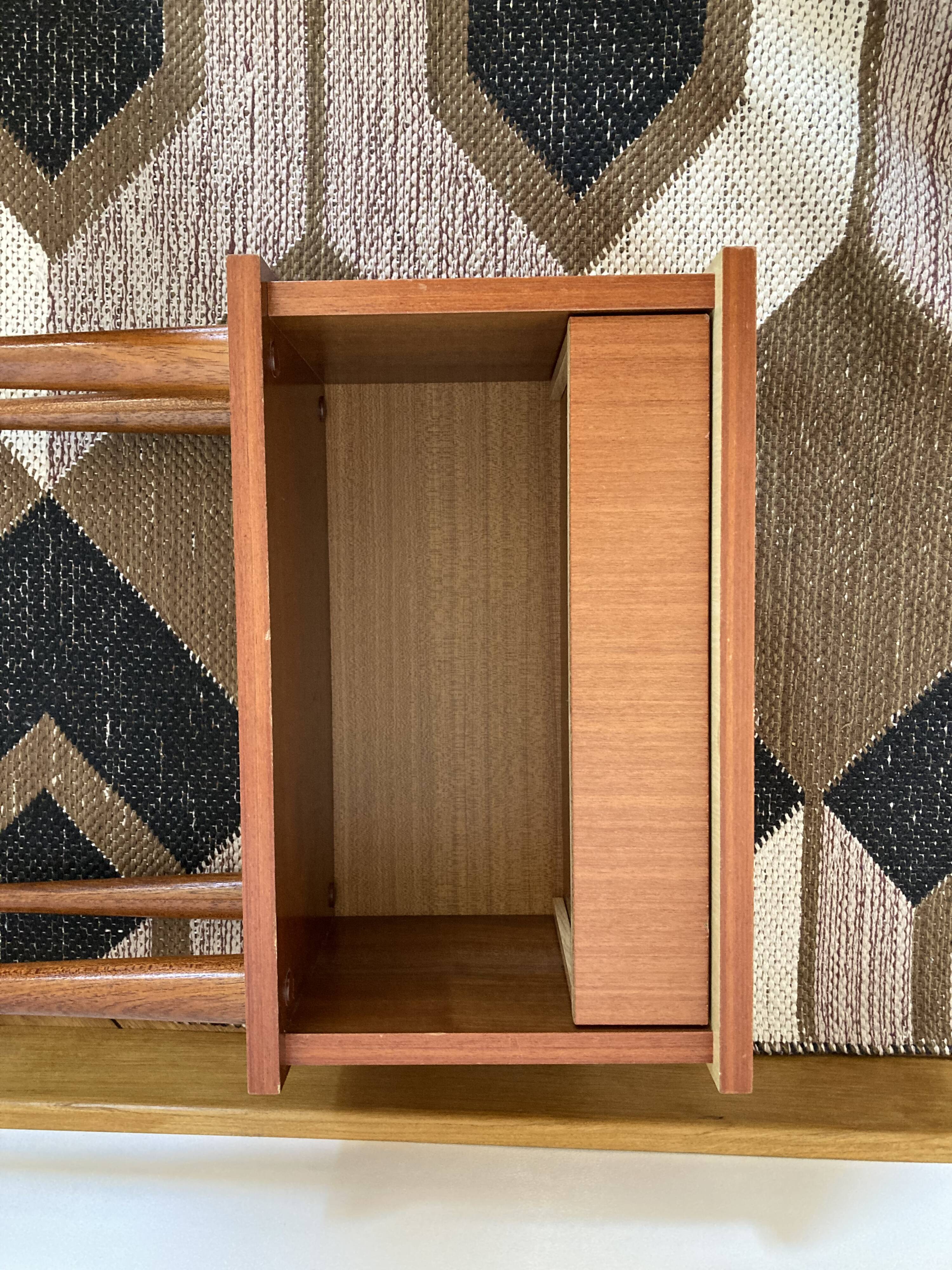 Bedside table compass legs