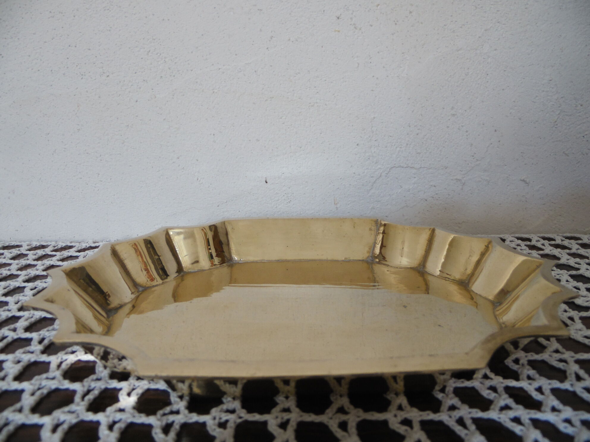 Empty pocket brass corrugated shape sheet shiny holly