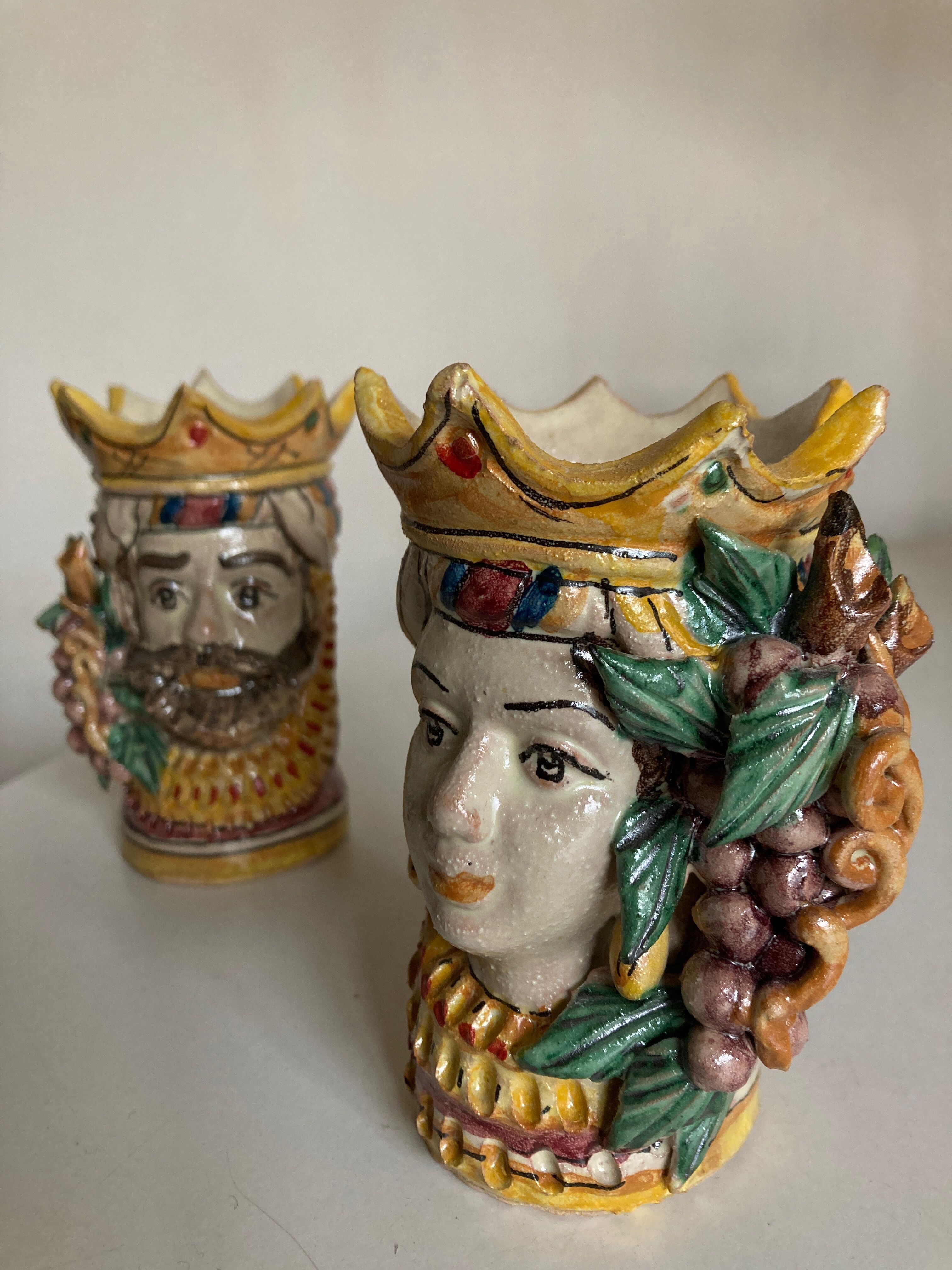 Pair of vases heads di Moro Caltagirone Italian design Sicily