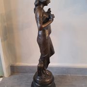 Sculpture femme art nouveau en bronze