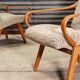 Paire de fauteuils 6953 de Jaroslav Smidek
