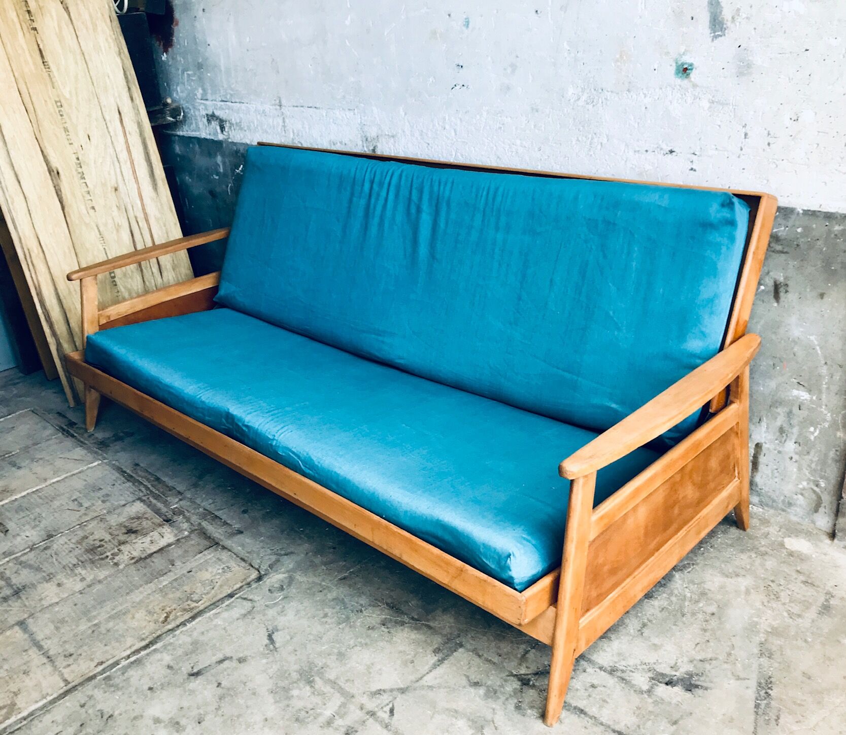 Convertible sofa compass feet