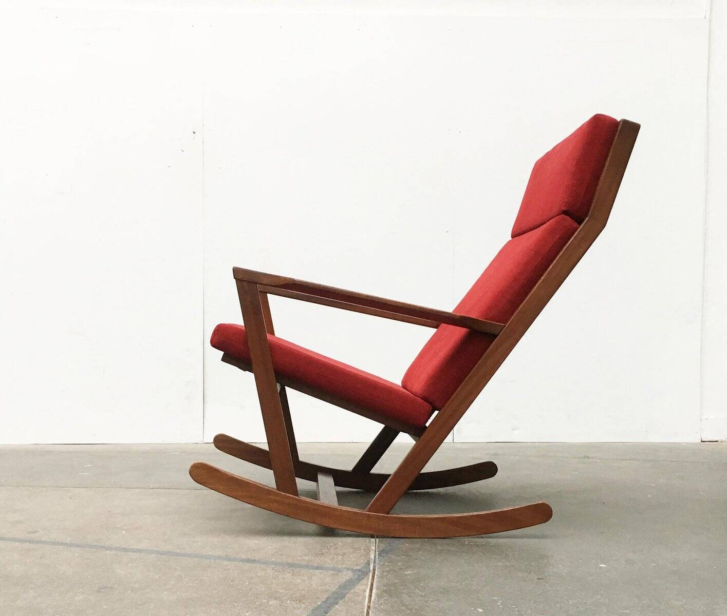 Danish rocking chair from the mid-century by Poul Volther for Frem Røjle.