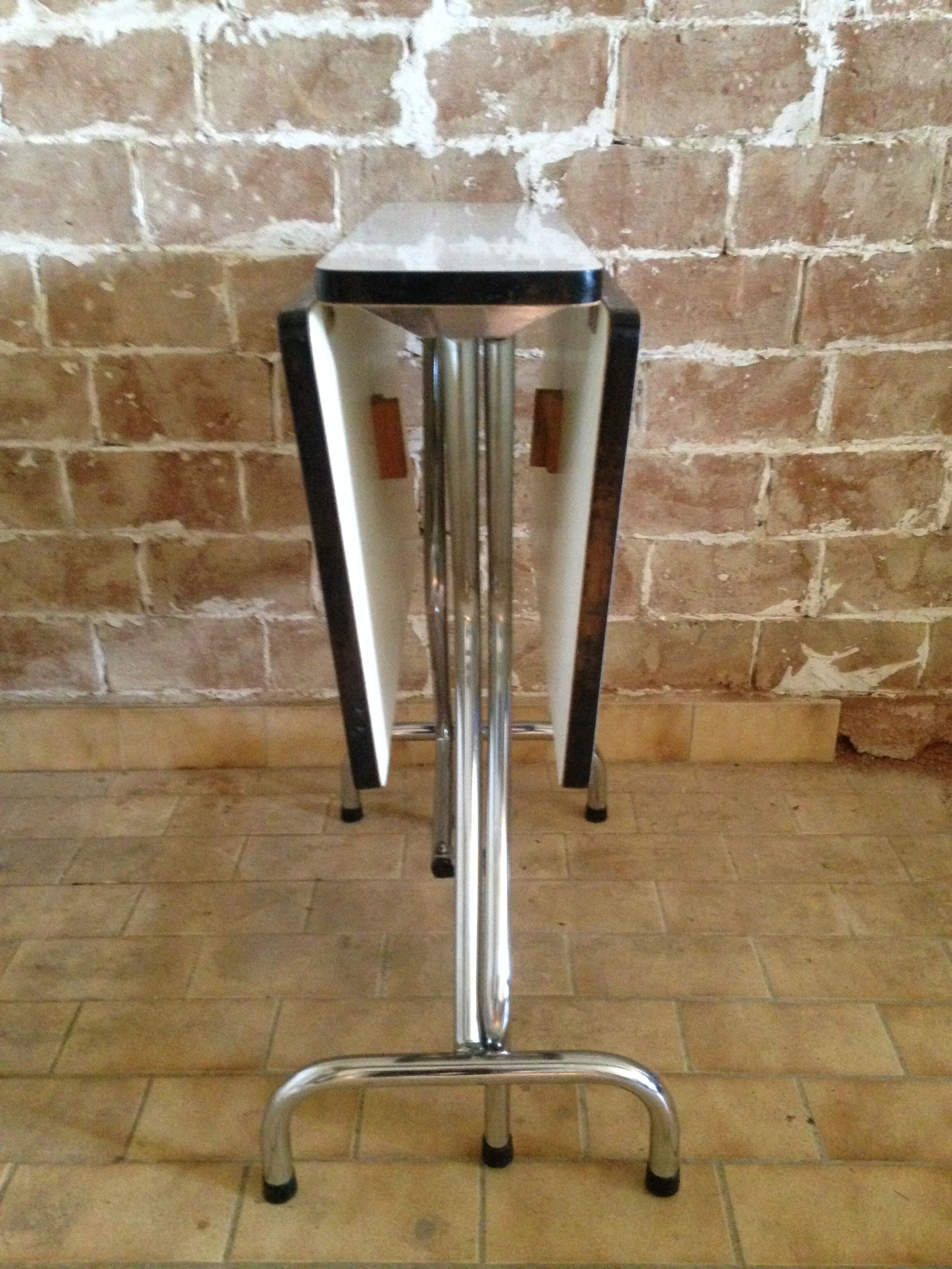 Vintage shapeica folding table and chrome feet 60/70