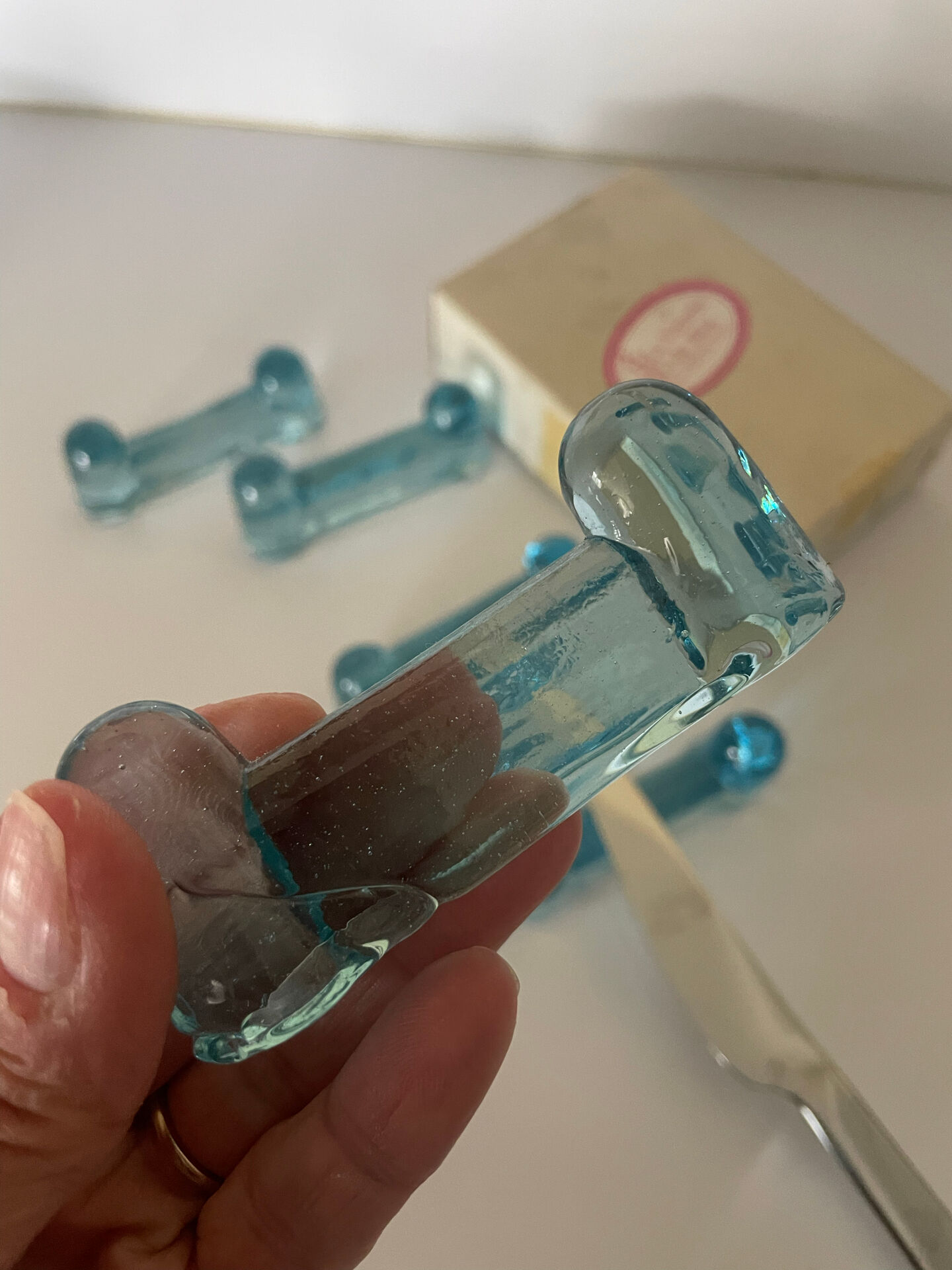 6 porte-couteaux bleus verrerie de Biot