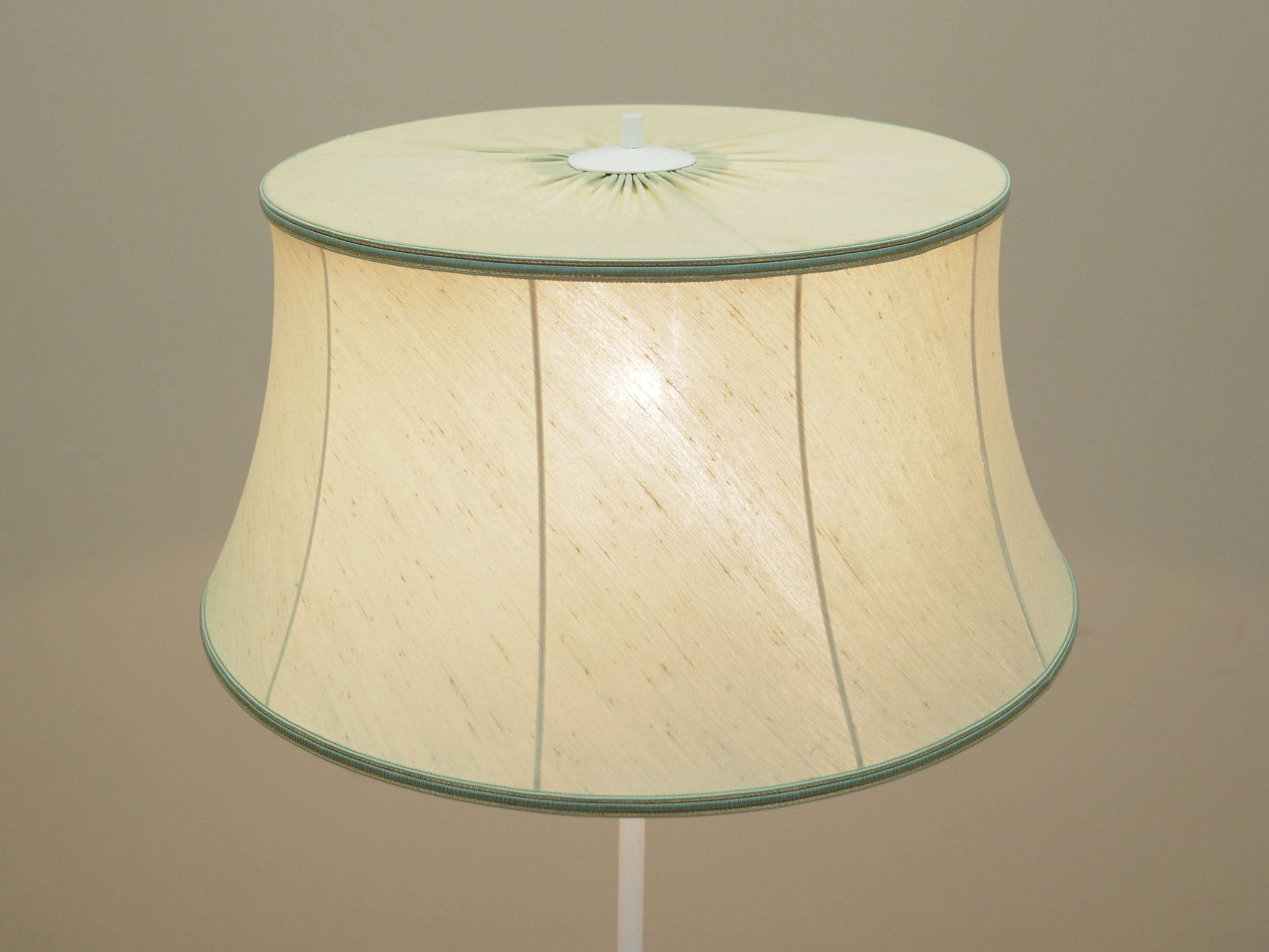Lampadaire, design danois, années 1970, production : Danemark