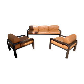 Sofa and 2 Knoll armchairs by Gae Aulenti