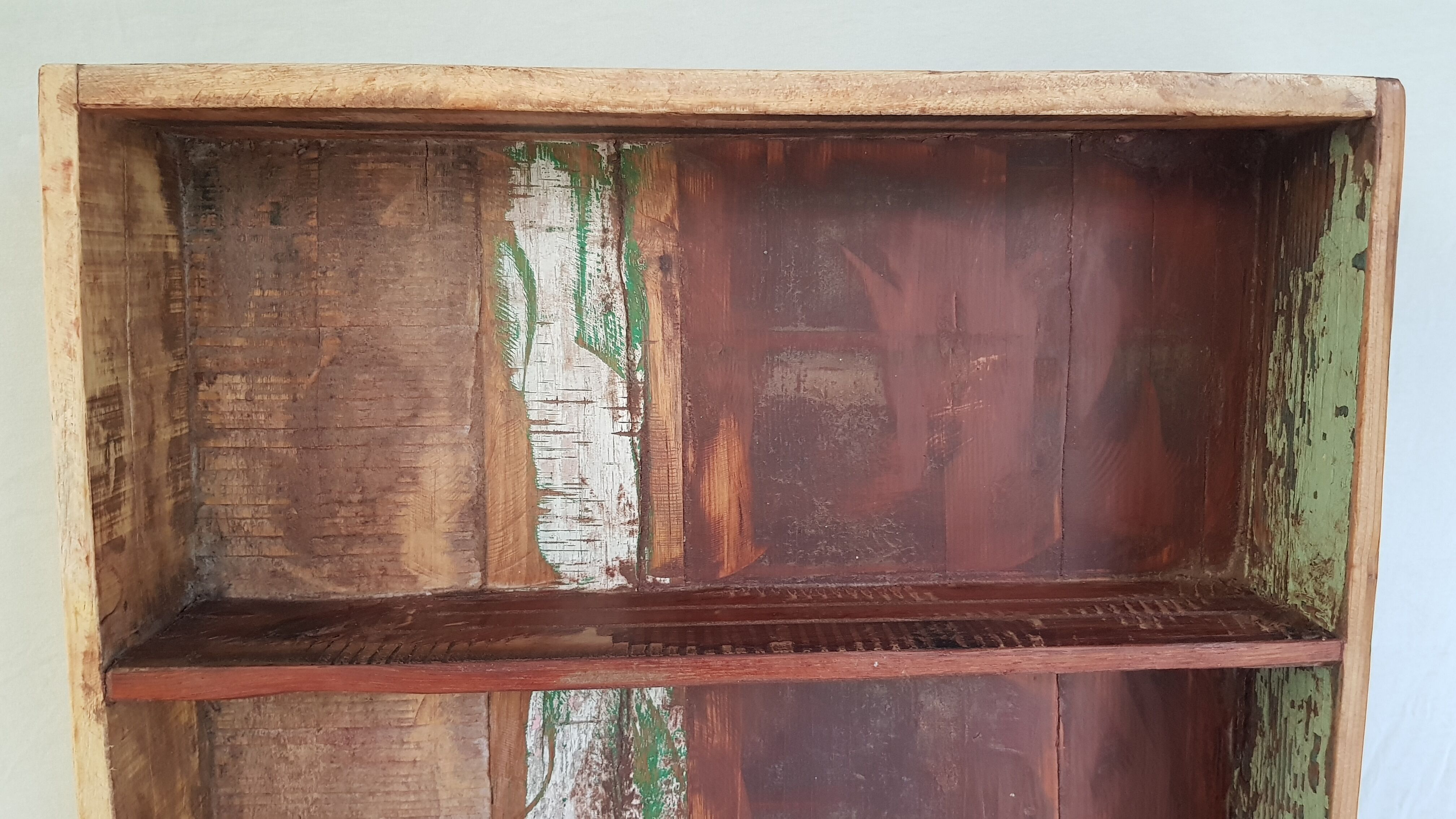 Wall shelf 3 shelves + 4 hooks cast iron in polychrome wood