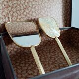 Hand mirror set and comb