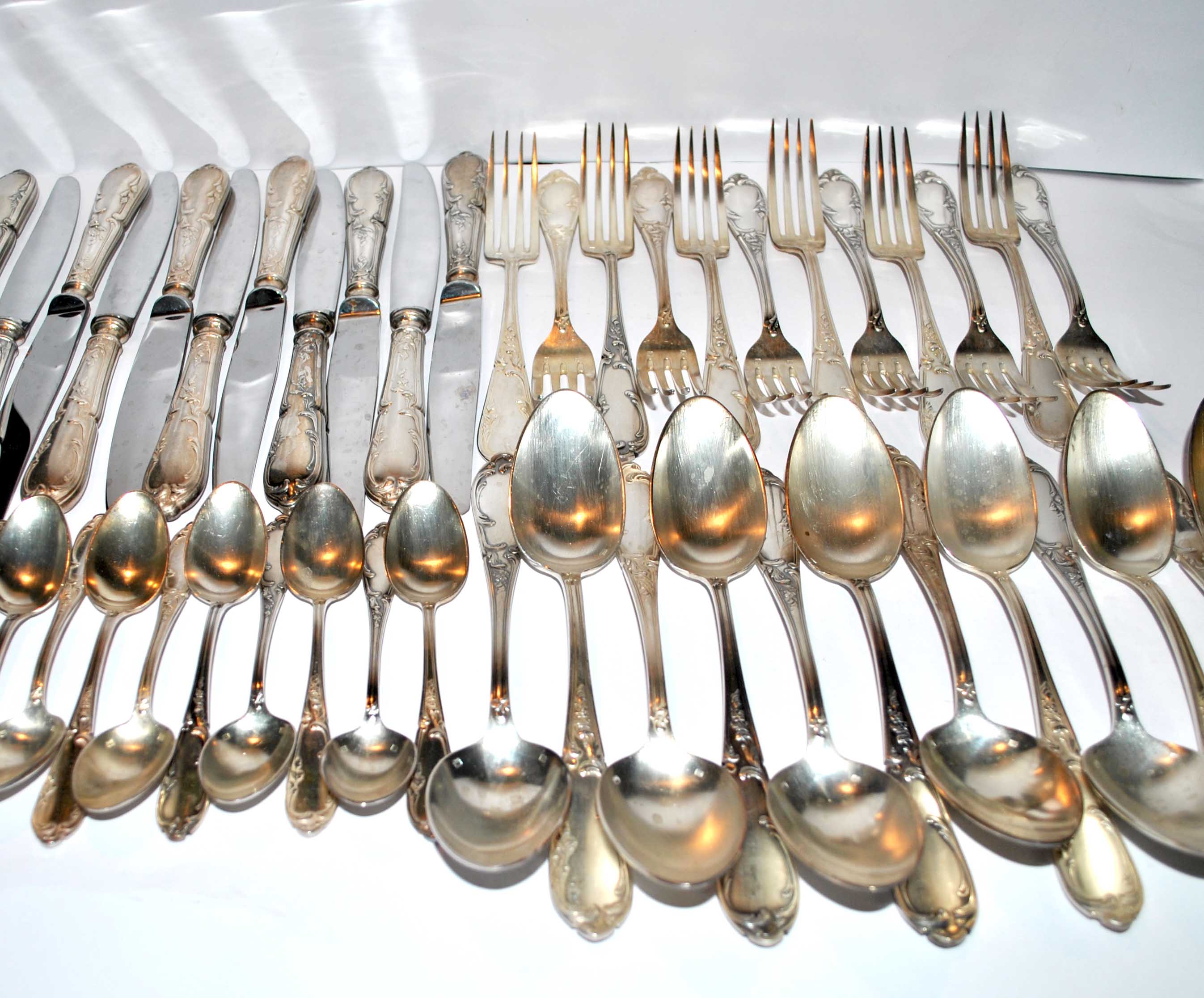 Housewife 48 vintage table cutlery in silver metal sfam - knife spoons coffee fork x12