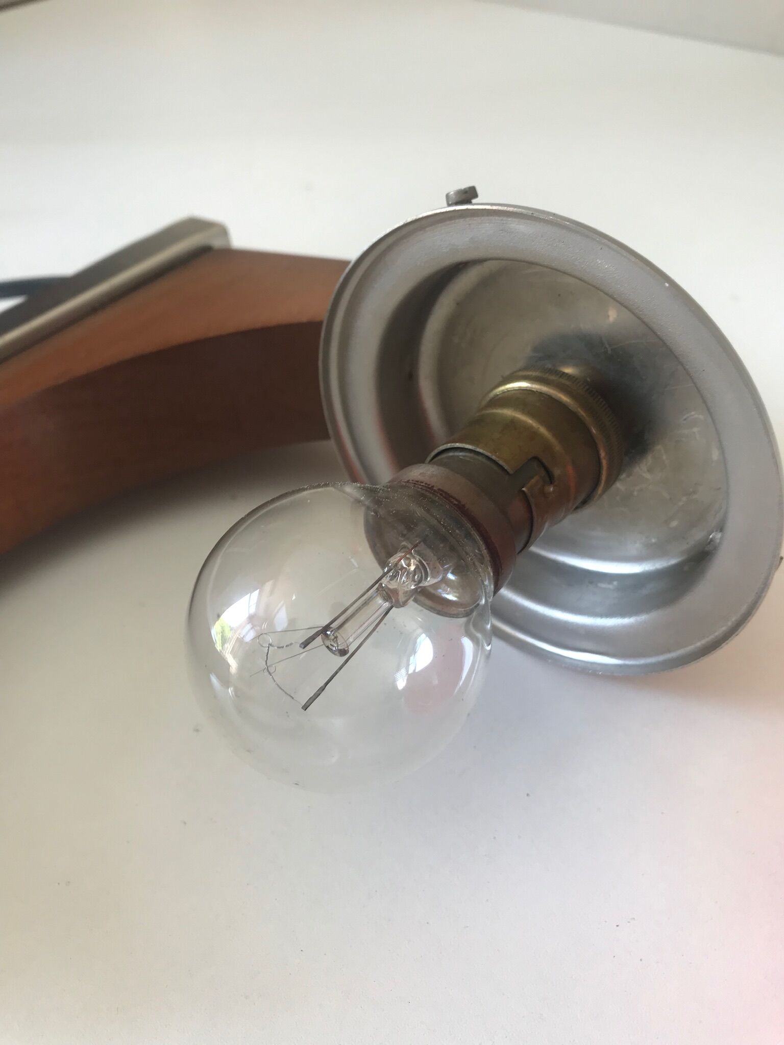 Applique bois et verre des annees 70