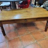 Table basse ancienne avec 1 tiroir