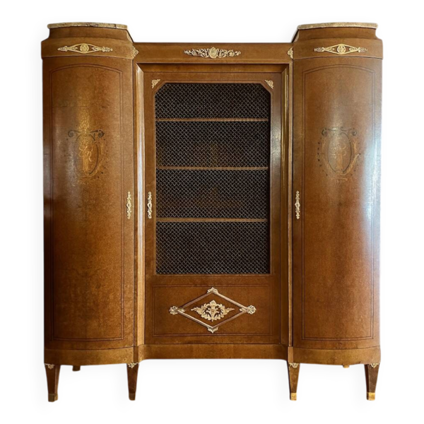 Bibliothèque vitrine de style Louis XVI en marqueterie