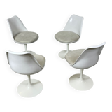 Eero Saarinen chaises tulipes en cuir blanc
