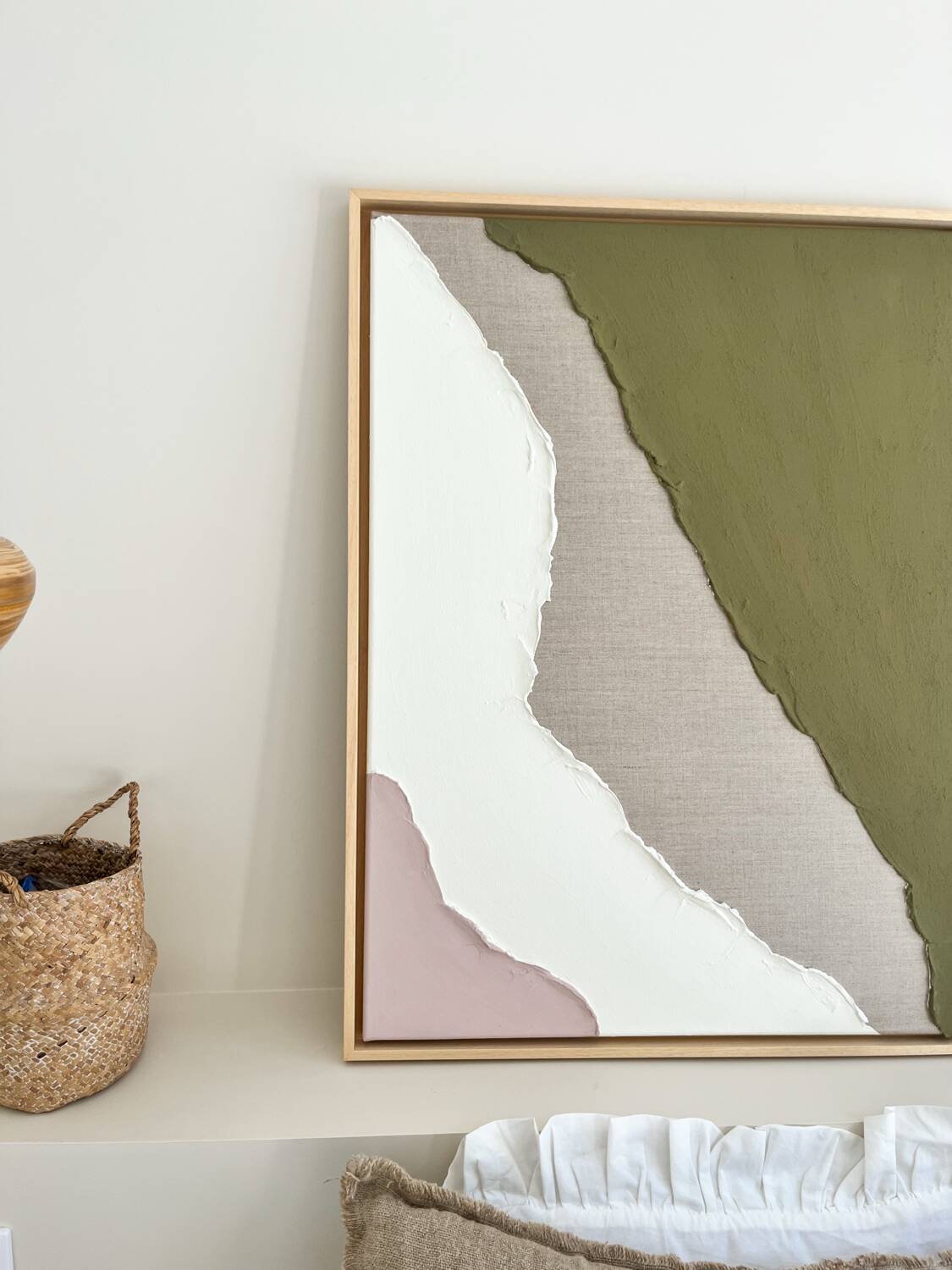 Minimalist relief table linen, khaki, pink, cream.