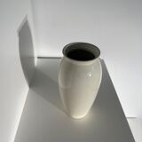Oblong vase in white ceramic Vintage Habitat