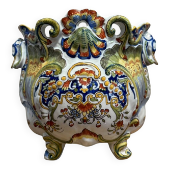 Rouen: important earthenware cachepot from the 1890s-1900s
