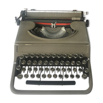 Machine à écrire olivetti et sa valise rotin