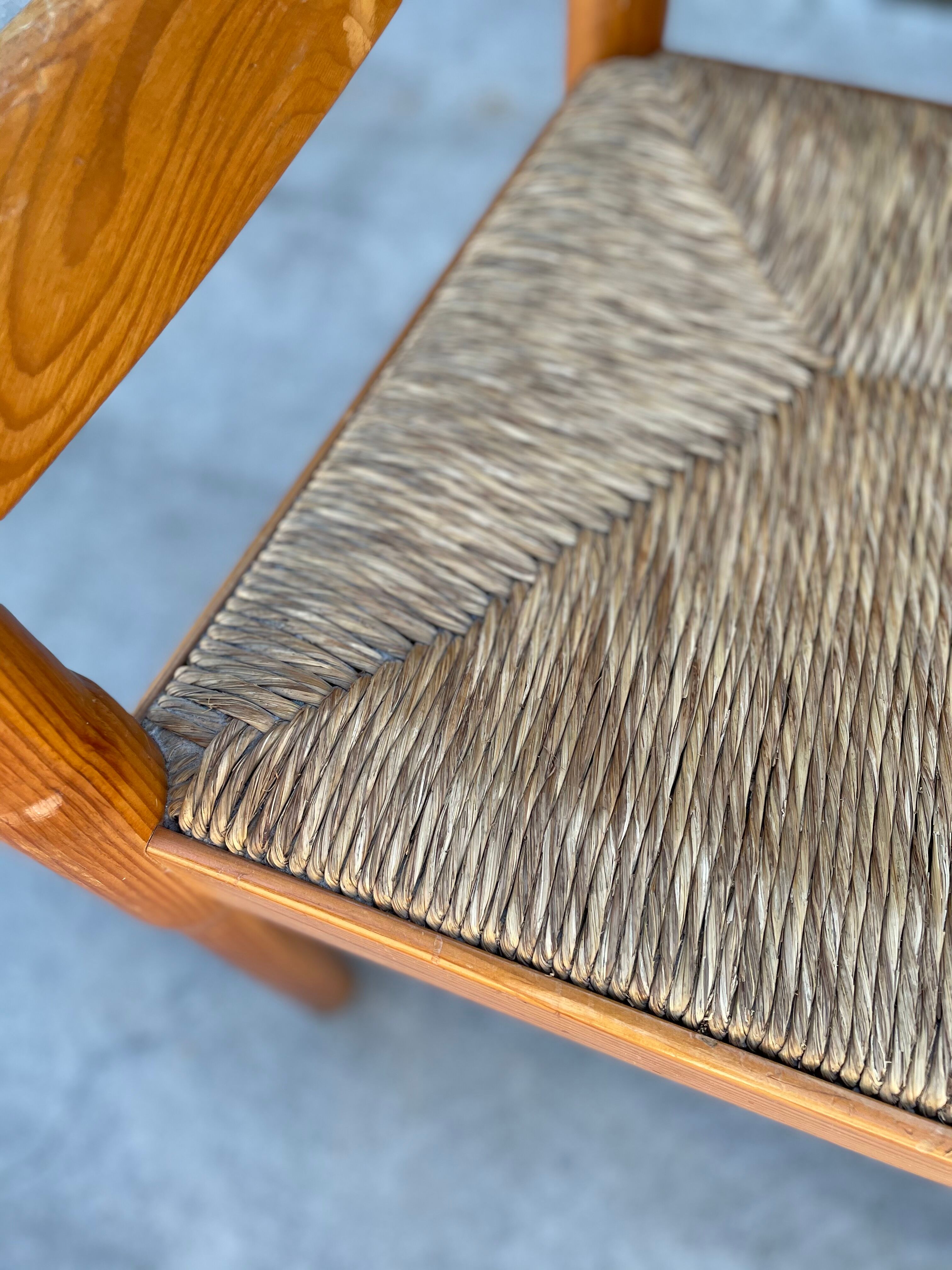 Carimate modèle 892 Vico Magistretti pour Cassina