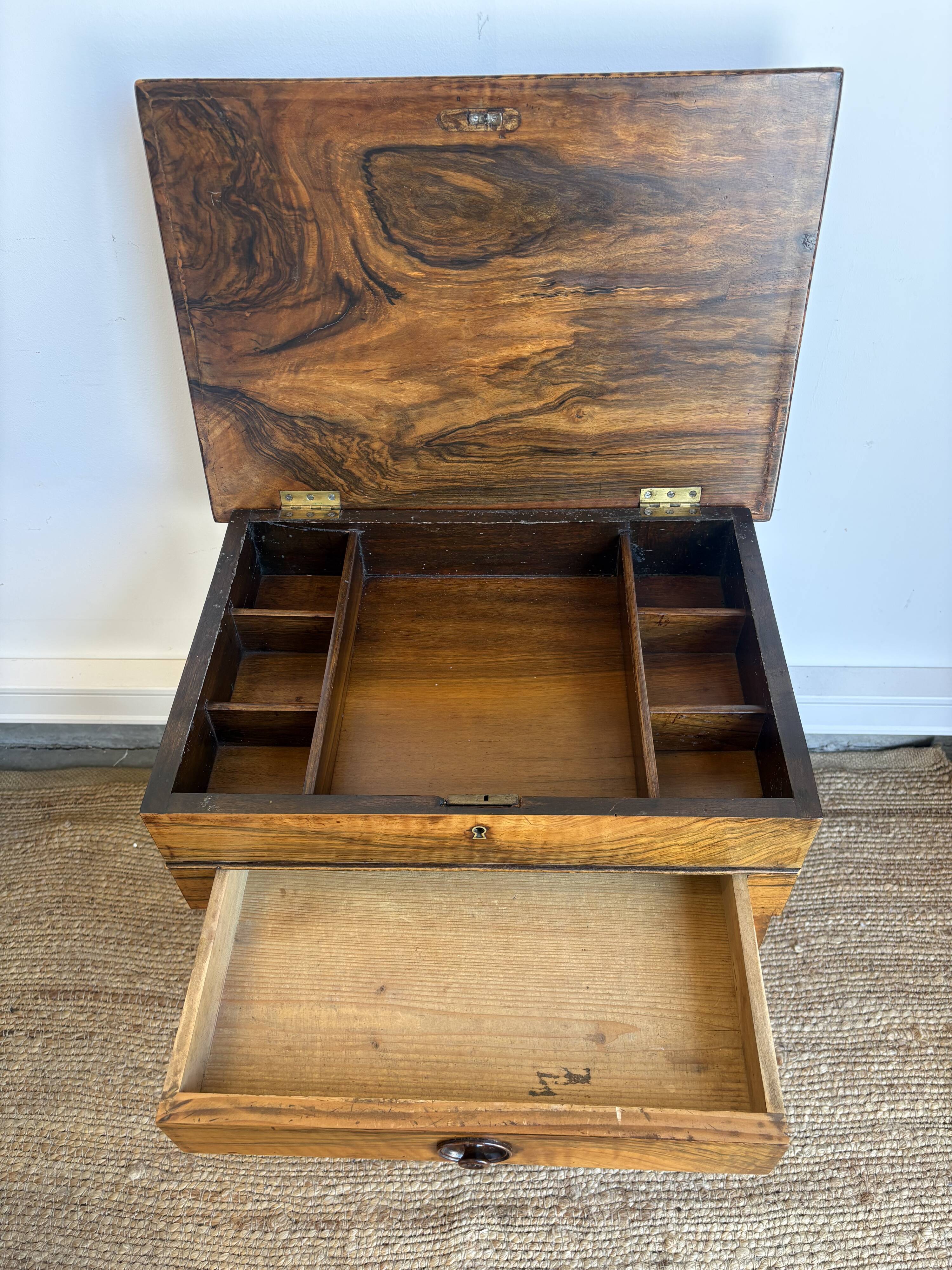 Charles X work table in rosewood veneer.