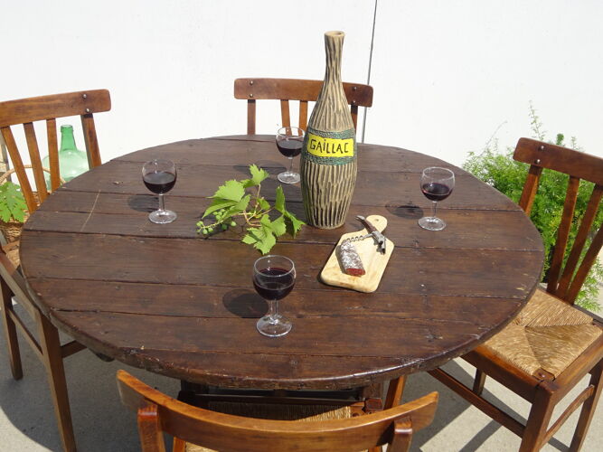 Table de vigne, plateau basculant