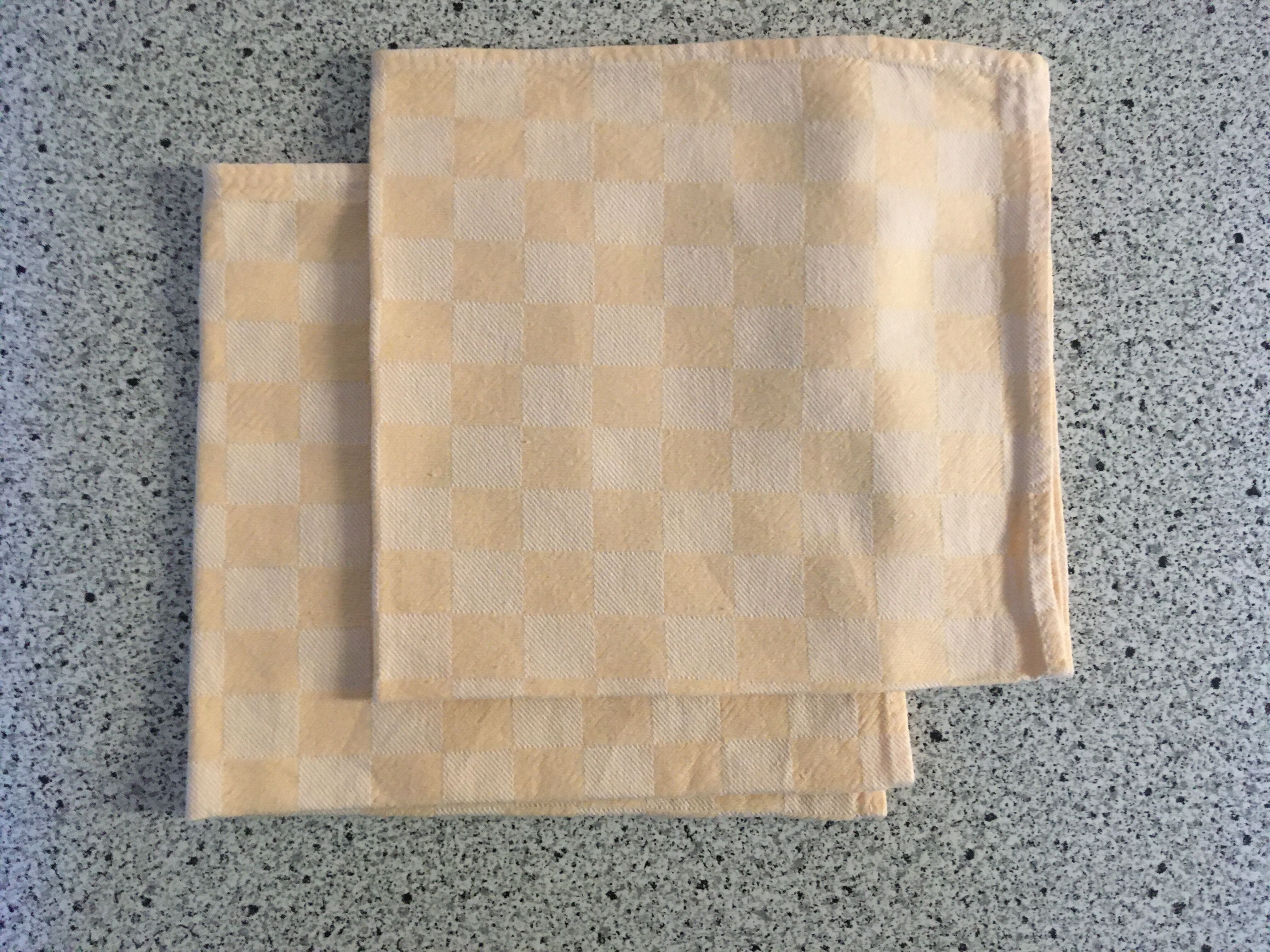 Duo of towels tea towels 37 x 40 damask orange melon