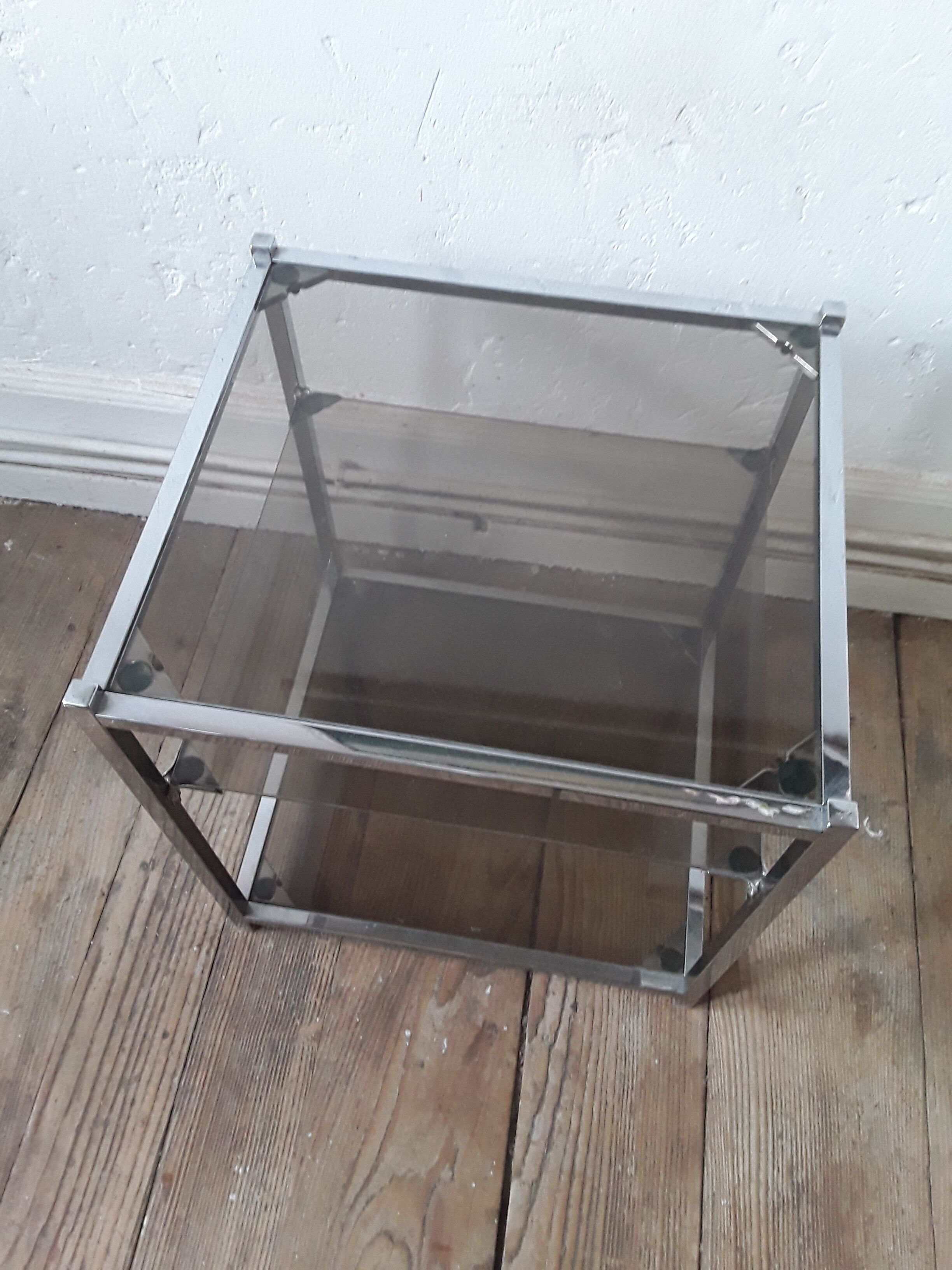 Desserte verre et chrome
