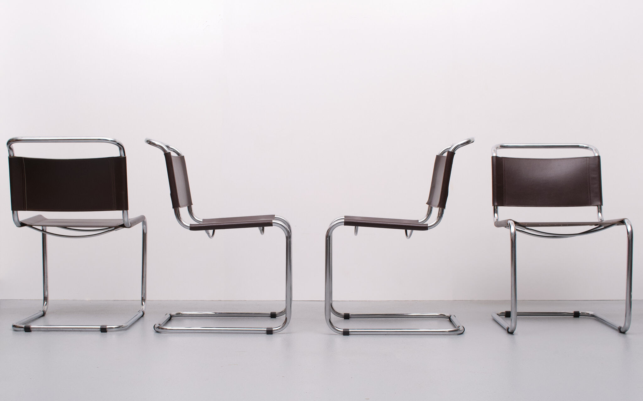 4 Mart Stam S33 Cantilever Dining Chairs, 1970s