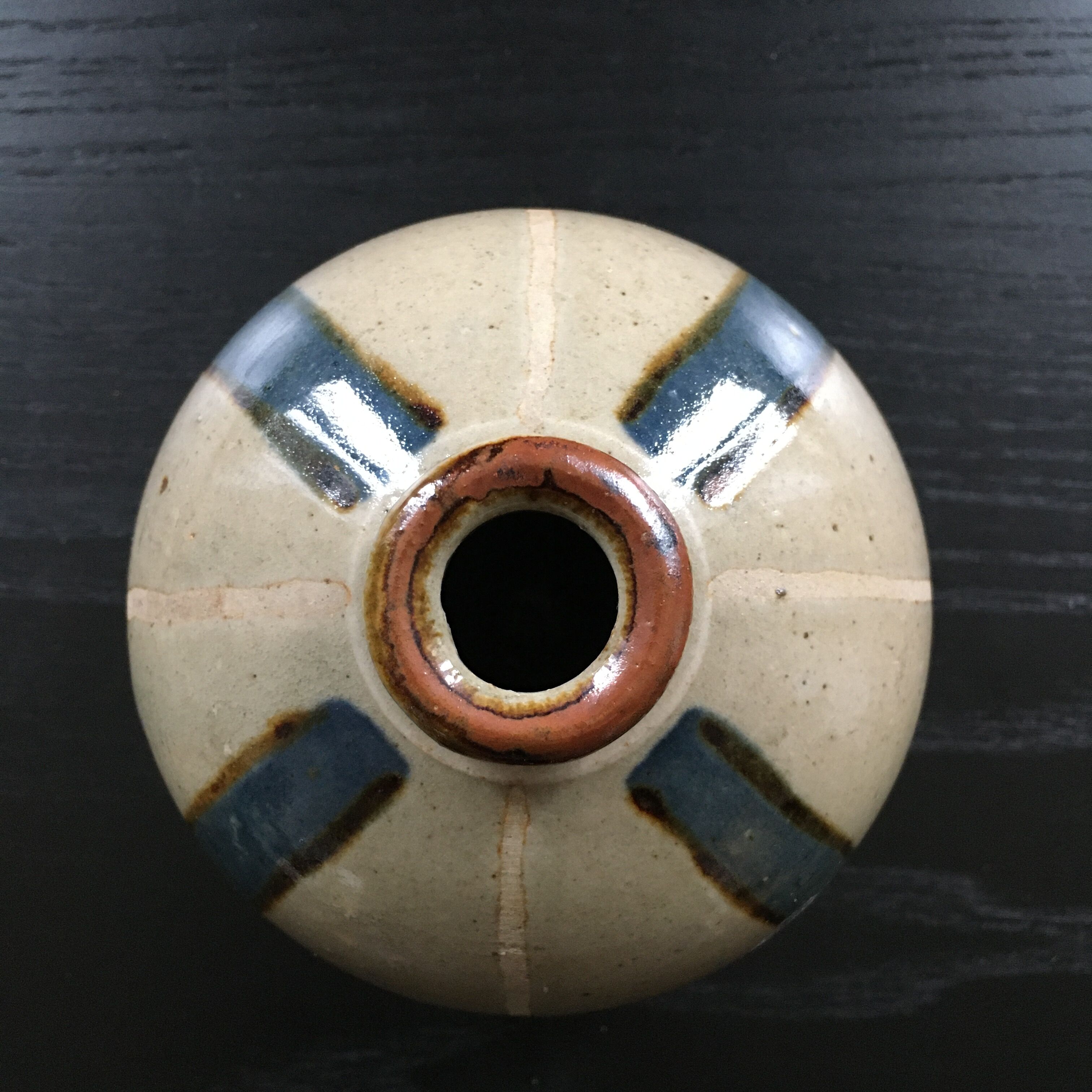 Grey and blue sandstone ball vase