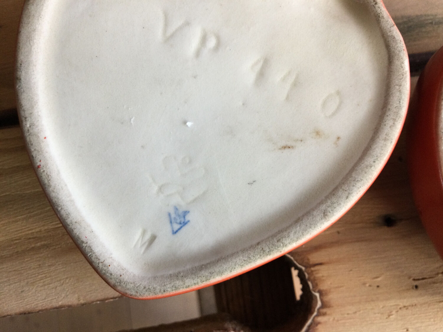 Paire de suspensions murales coeurs rouge Goebel 1950’s