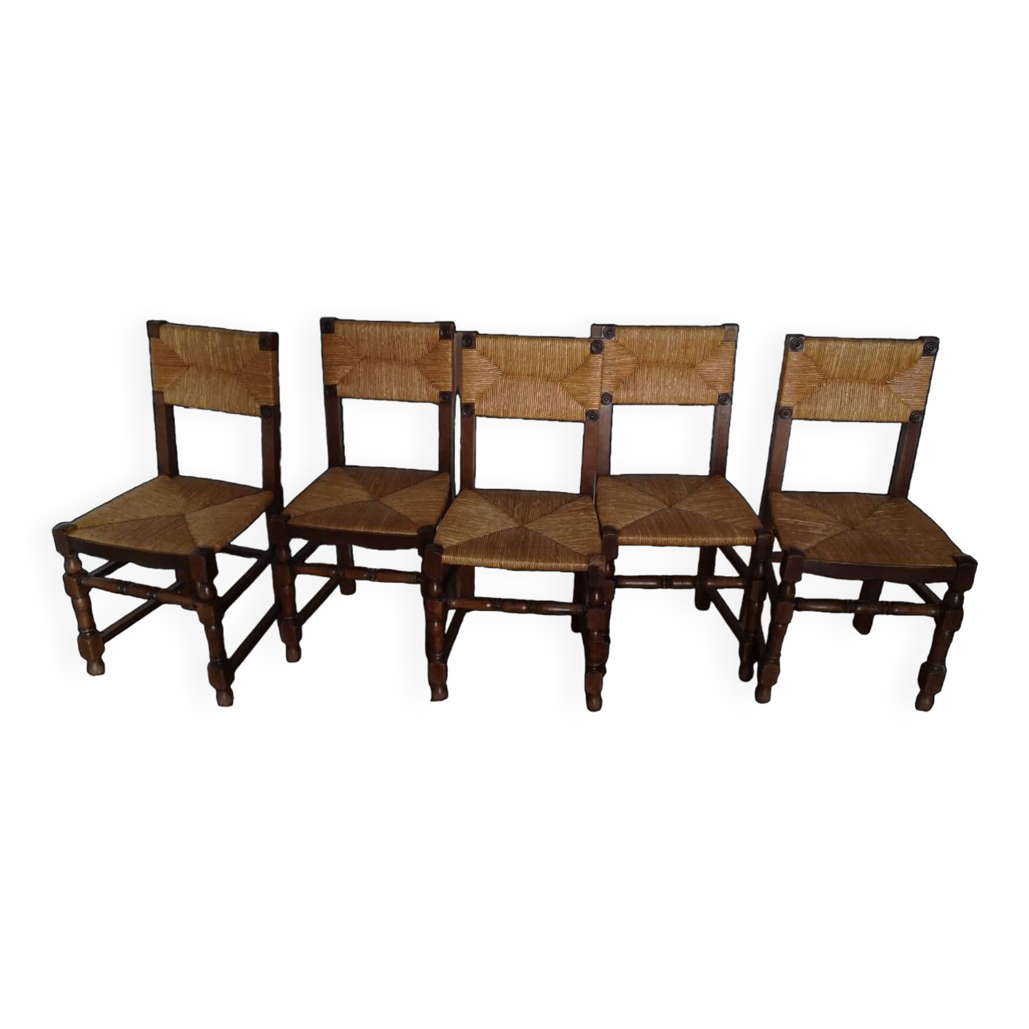 Set of 5 straw chairs