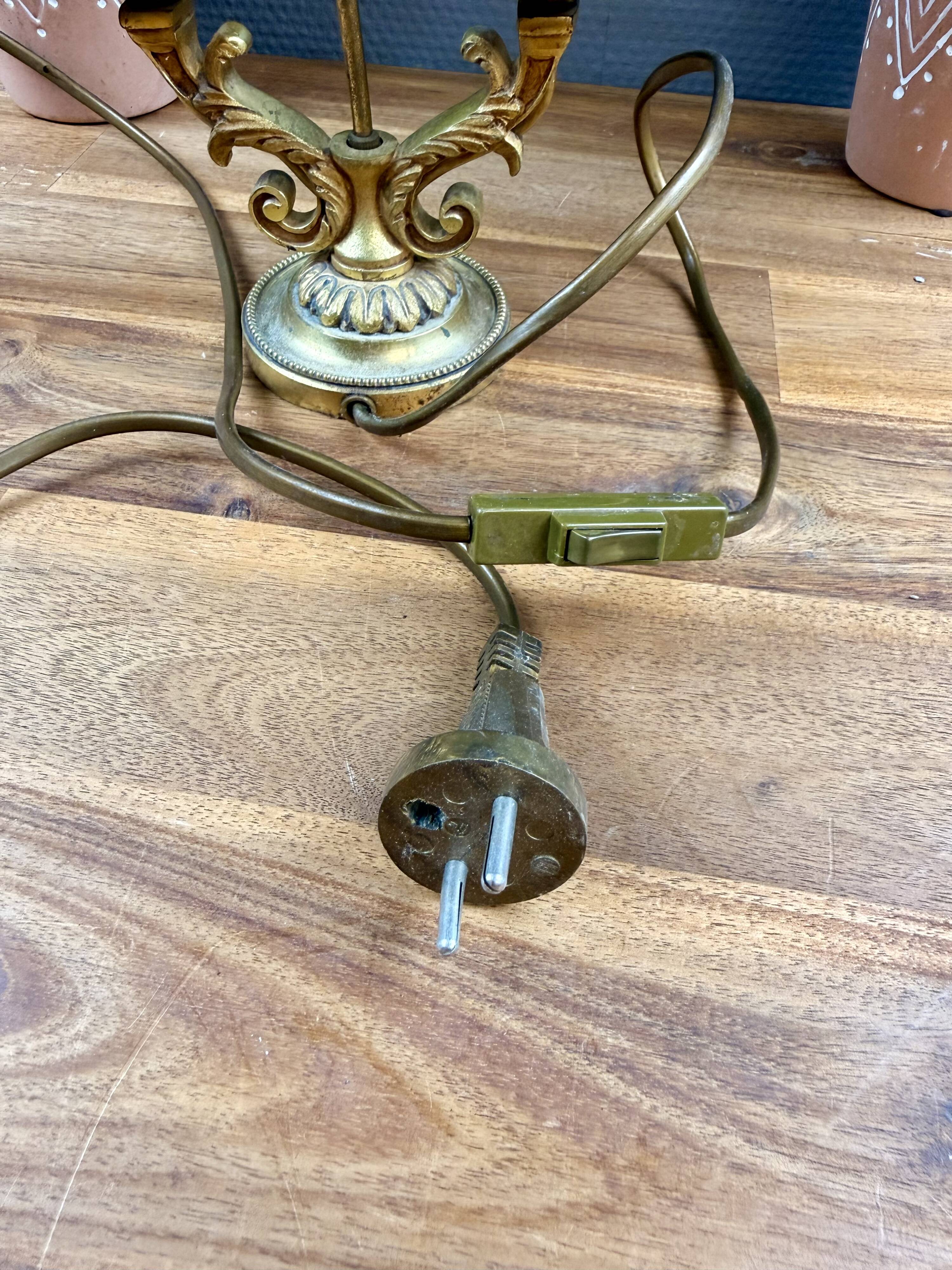 Antique bronze bouillotte lamp – metal shade