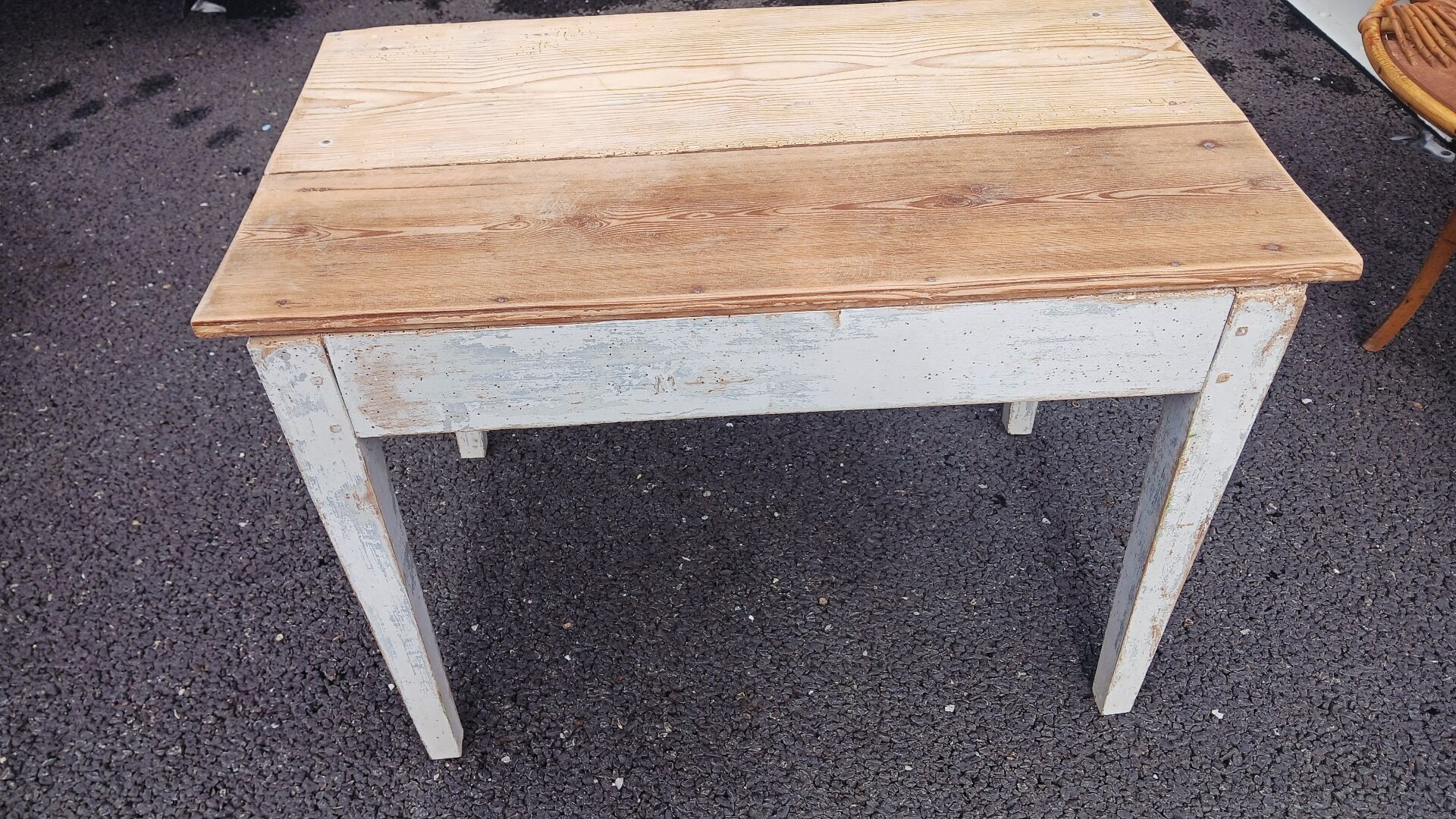 Small farmhouse coffee table