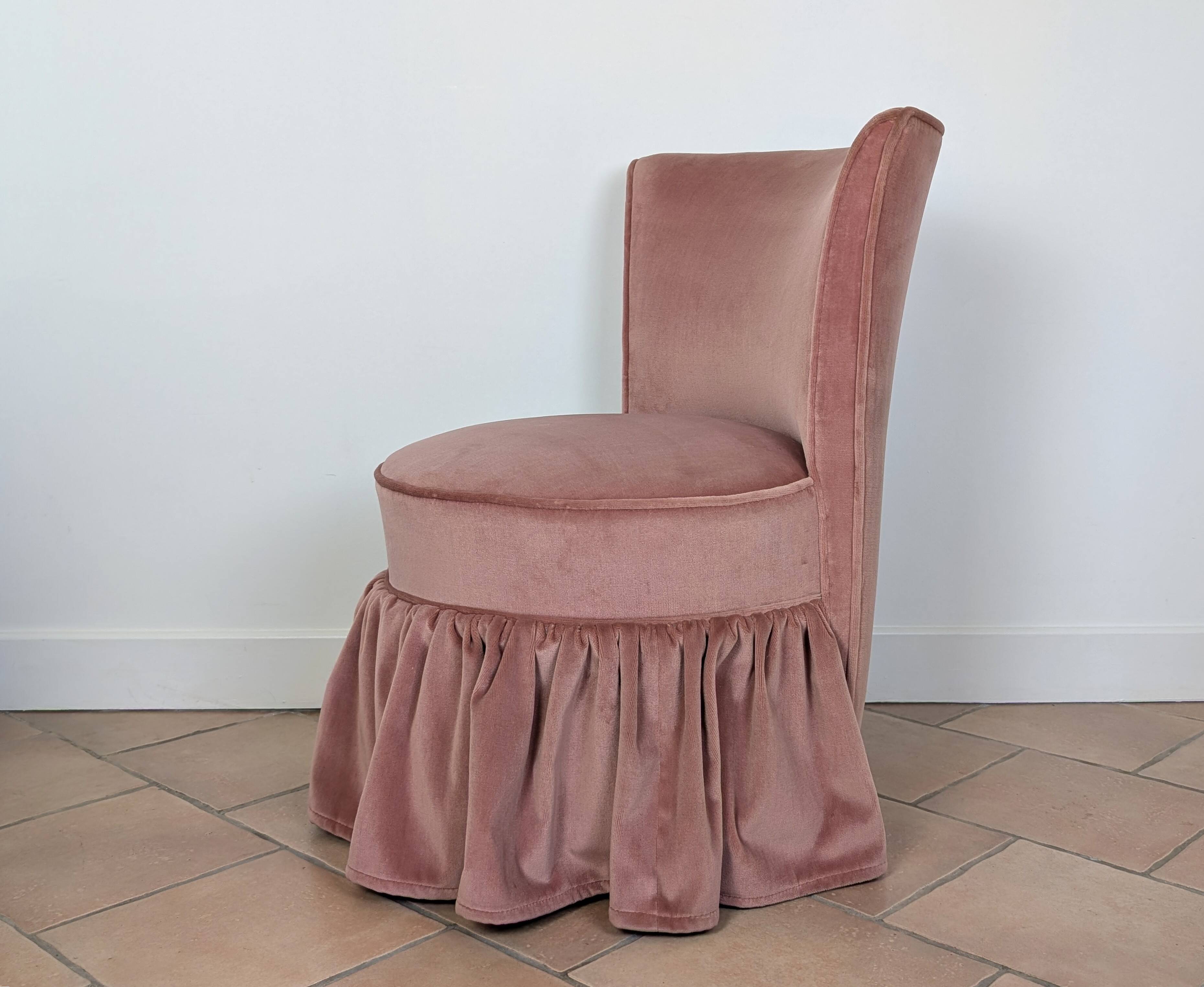 Fauteuil crapaud en velours